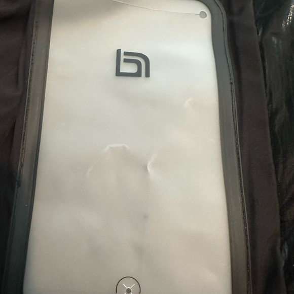 Blanc Noir Black Quilted Vest - Picture 8 of 10